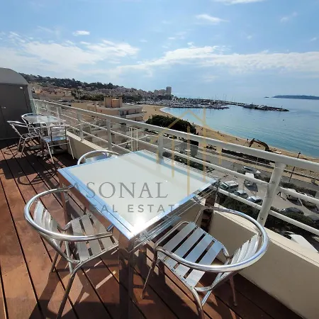 Apartment Vue Imprenable Sur La Mer, Face A La Plage, Centre-ville *