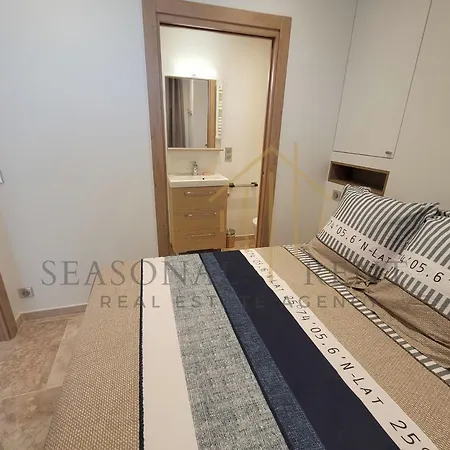 Vue Imprenable Sur La Mer, Face A La Plage, Centre-ville Apartment Sainte-Maxime